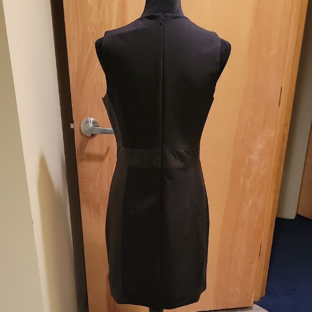 Theory Black Faux Leather Trimmed Sleeveless Dress Sz 10 - Picture 3 of 10